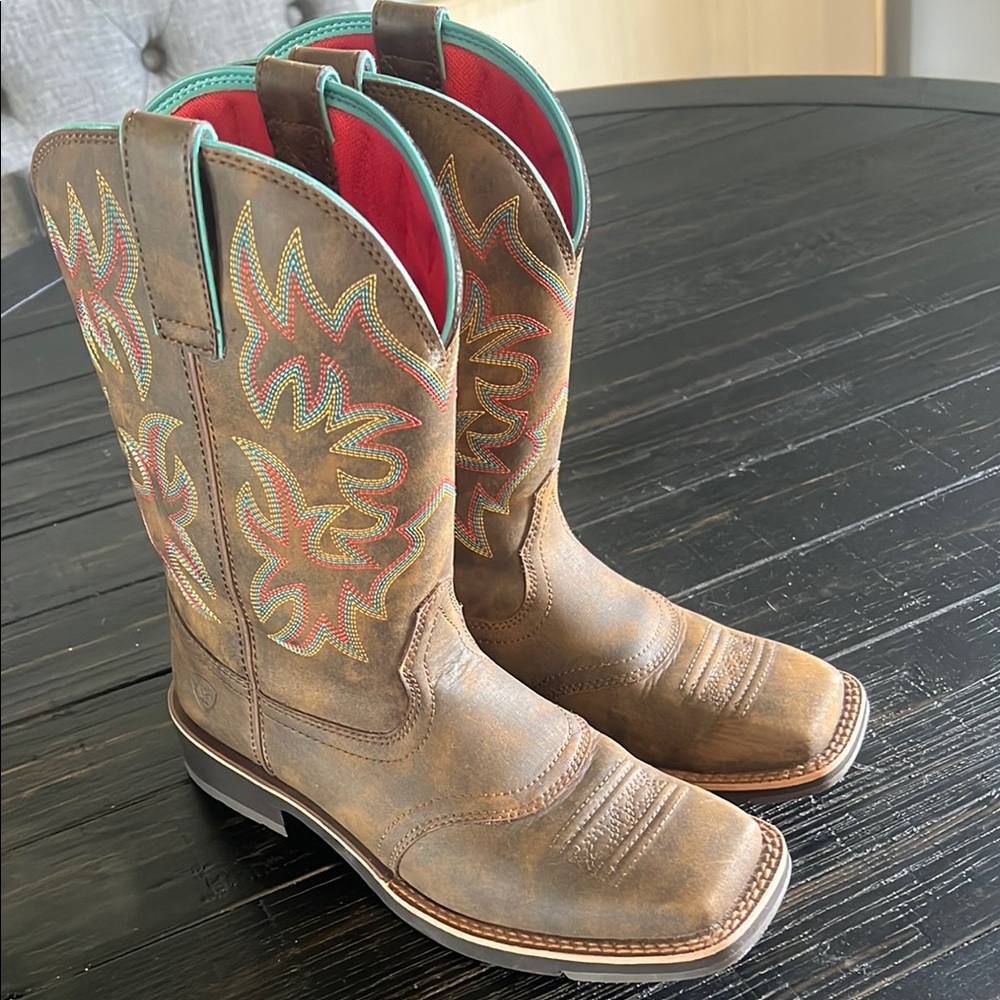 Ariat Women's Western Boots - Brown and Blue